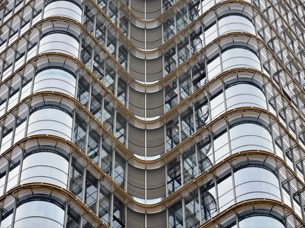 카본 그라인더와 브러쉬리스 그라인더의 장단점