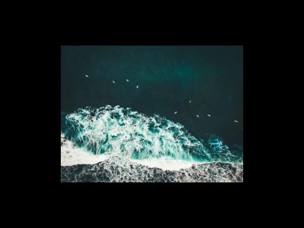 젠더리스 룩의 코디 활용