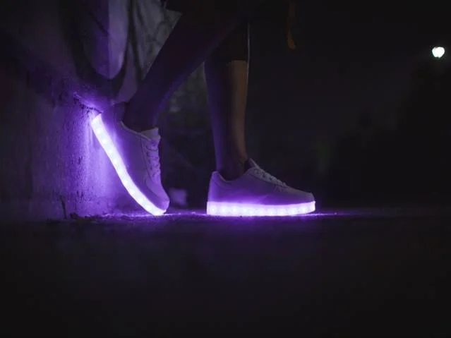 촉촉하고 꽉 찬 식감의 롱케이크